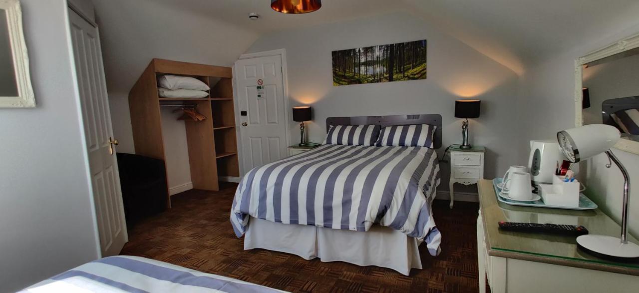 Aaron Lodge Guest House เลสเตอร์ ภายนอก รูปภาพ