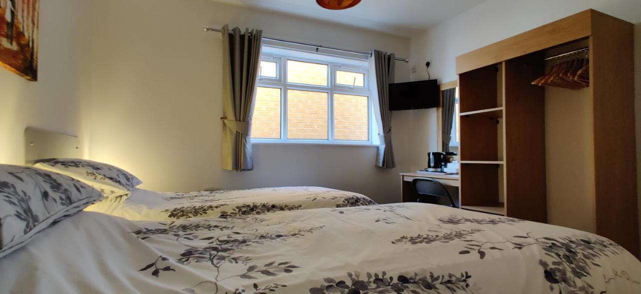 Aaron Lodge Guest House เลสเตอร์ ภายนอก รูปภาพ